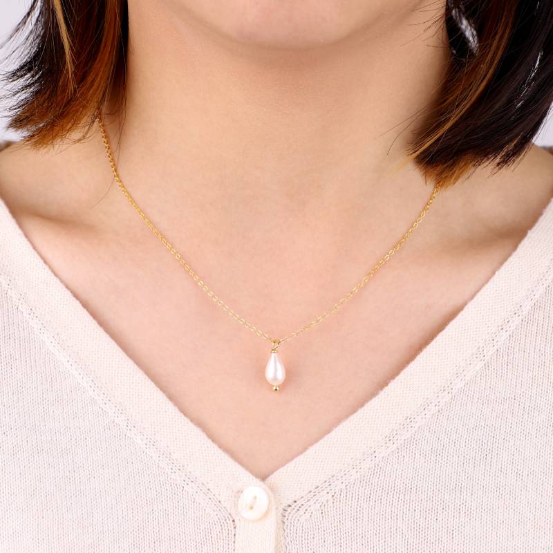 Dainty Pearl Drop Necklace - Image 3