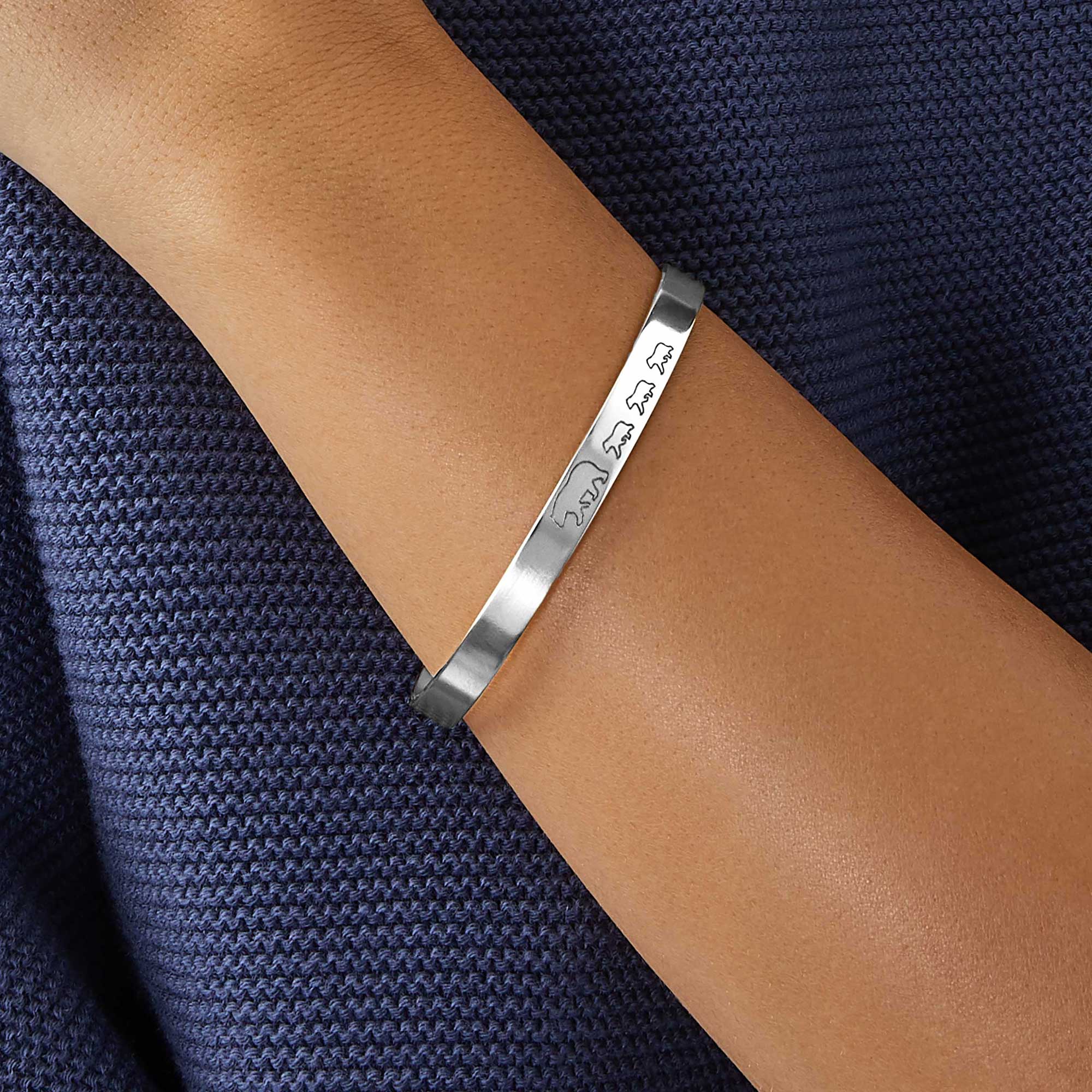 Mama Bear & Her Baby Bears Engraved Cuff Bracelet - Image 136