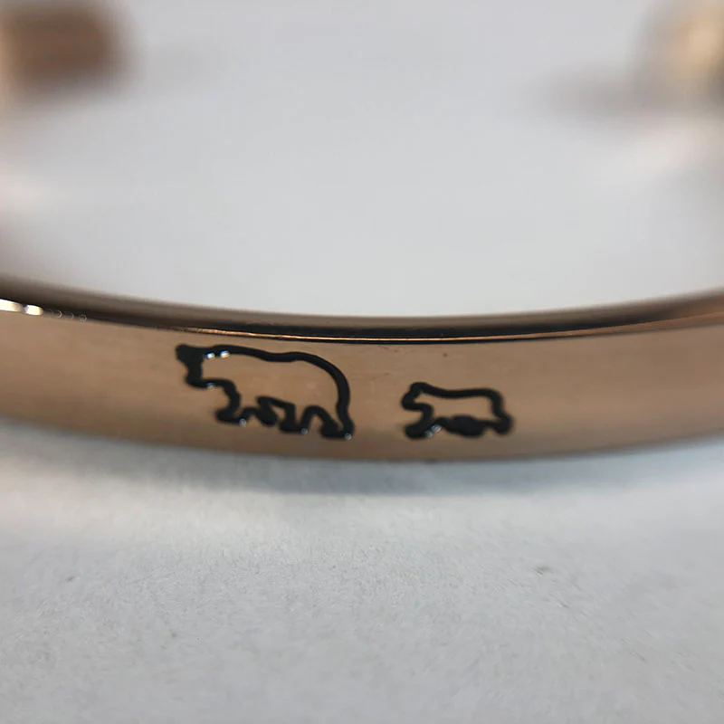 Mama Bear & Her Baby Bears Engraved Cuff Bracelet - Image 18