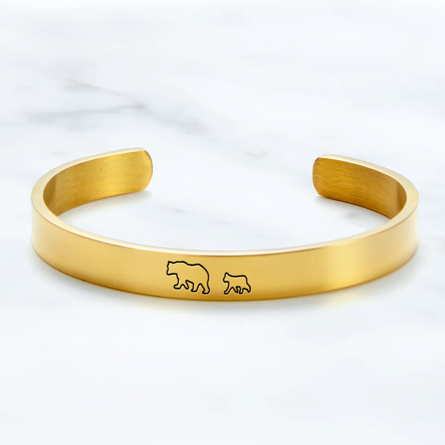 Mama Bear & Her Baby Bears Engraved Cuff Bracelet - Image 7