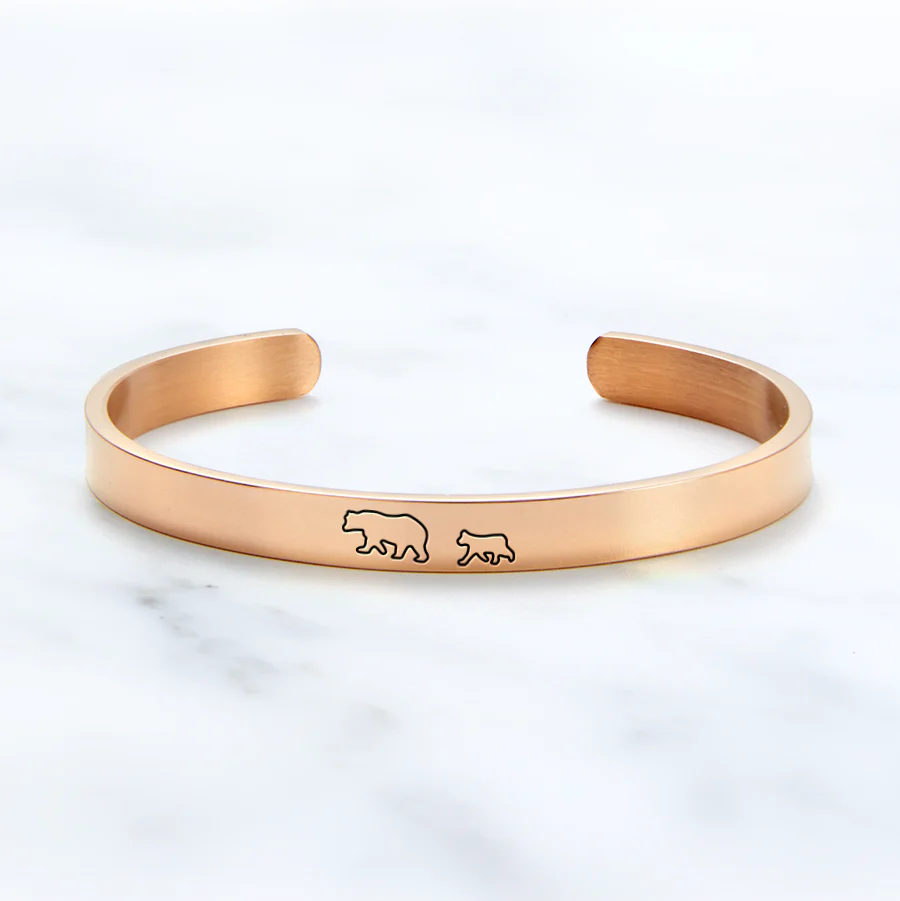 Mama Bear & Her Baby Bears Engraved Cuff Bracelet - Image 9