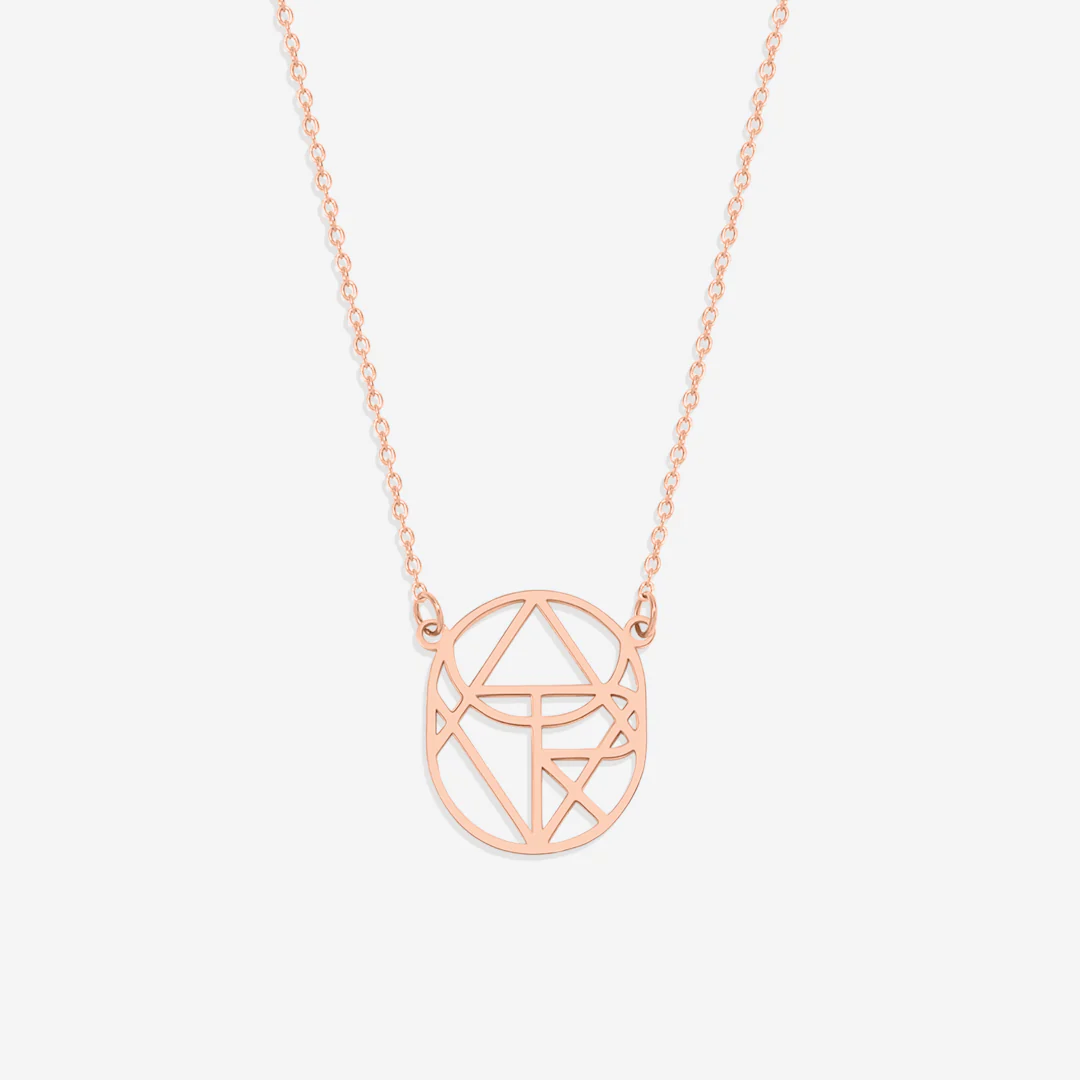 Circular Minimalist Monogram Name Necklace - Image 5