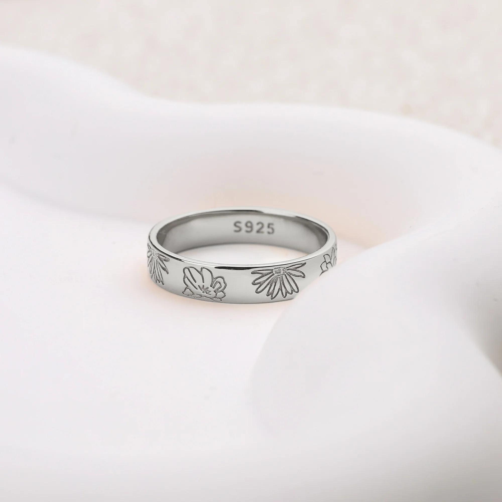 Personalized Stamped Flower Ring - Image 16