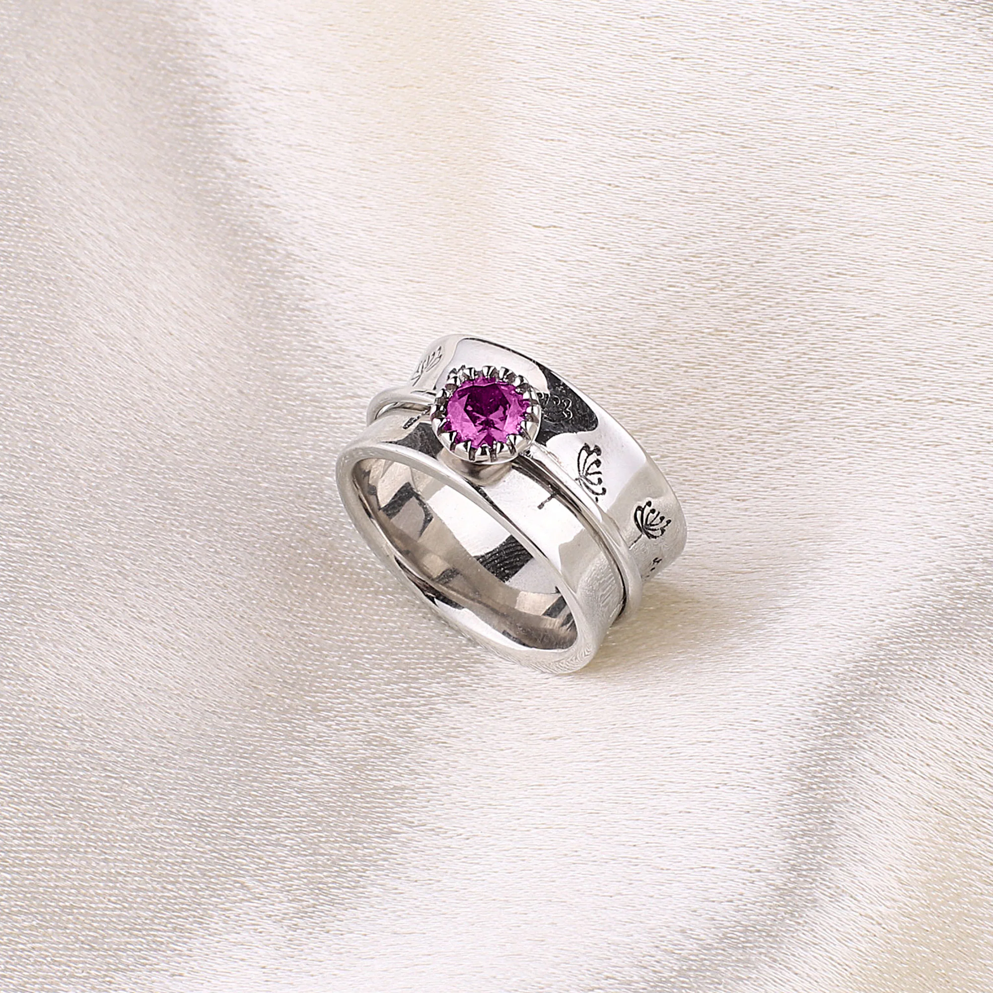 Silver Dandelion Birthstone Spinning Fidget Ring - Image 73